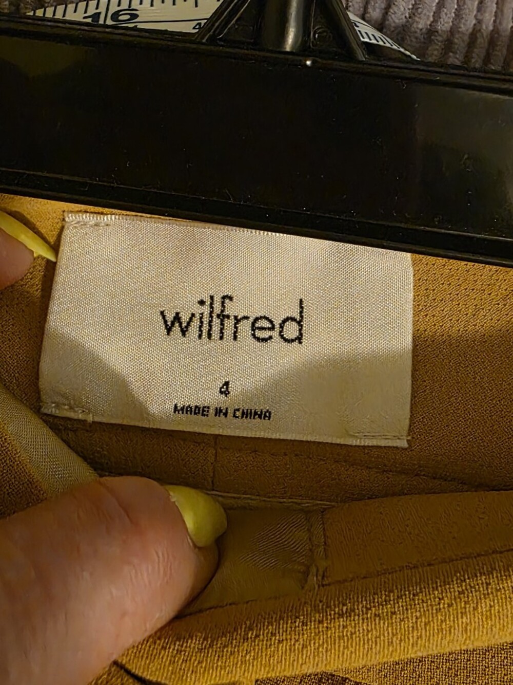 Aritzia Wilfred Crepette Ankle Trouser Size 4 In Cairo Gold (yellow) NWT - Picture 13 of 16